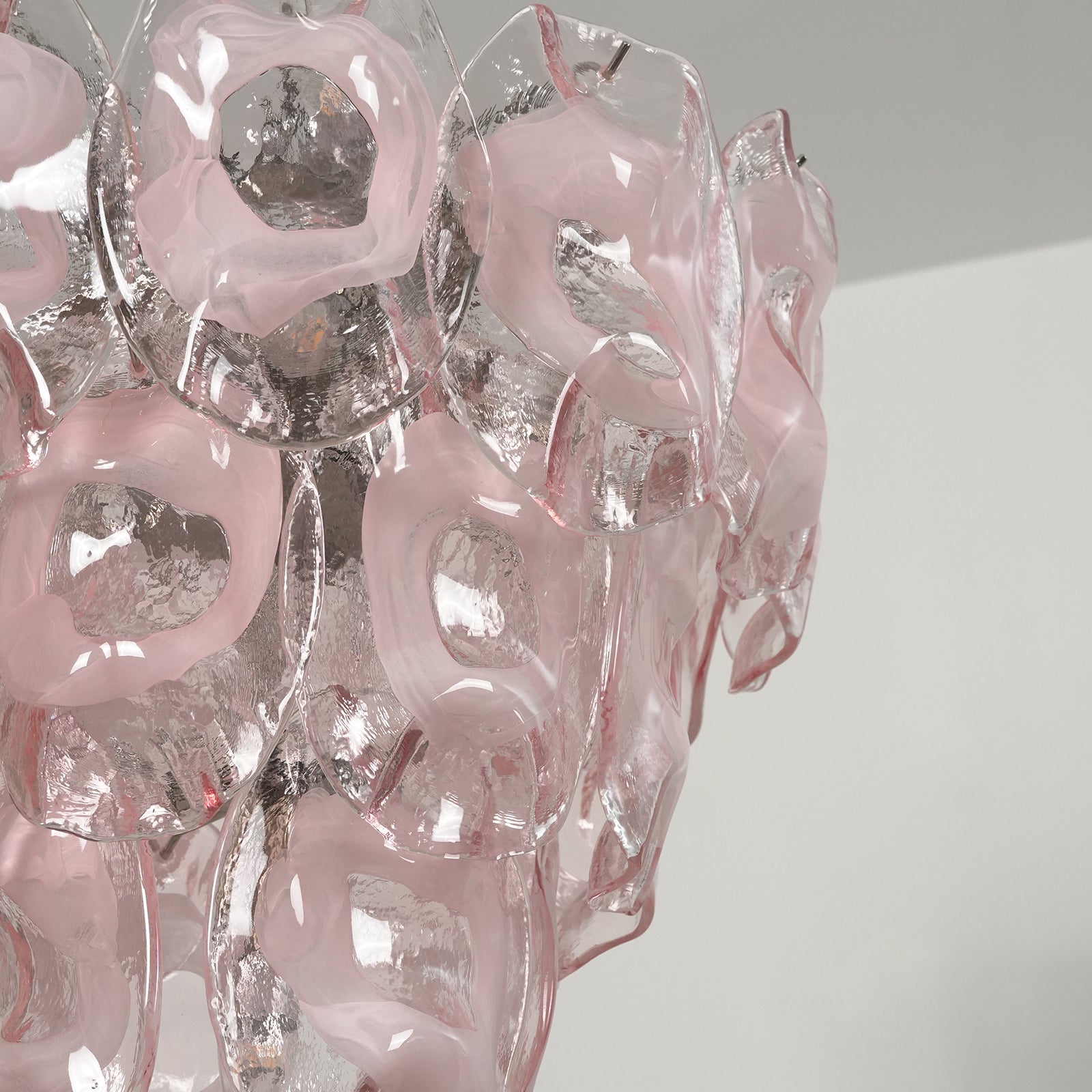 Frostelle Bloom Glass Chandelier | wildoxy