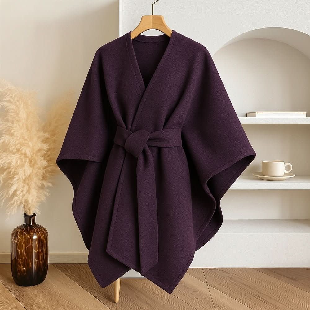 Frostveil Eleganter drapierter Schal-Mantel — Schützende Schicht
