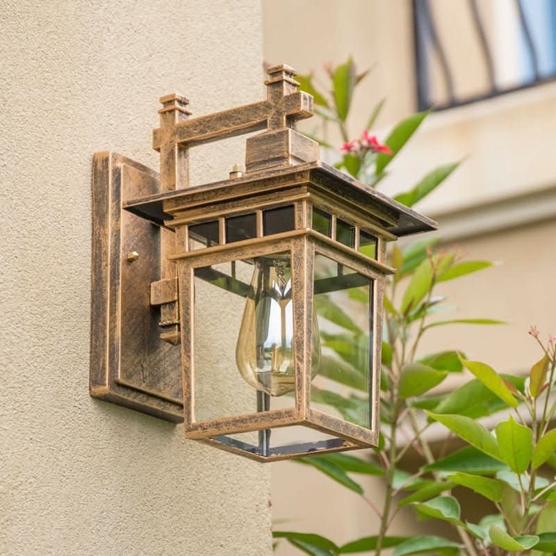 GlowGuard időjárásálló kültéri fali lámpa — dönthető fejjel