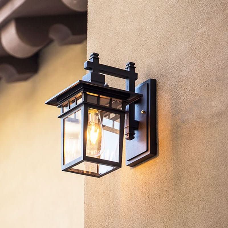 GlowGuard időjárásálló kültéri fali lámpa — dönthető fejjel