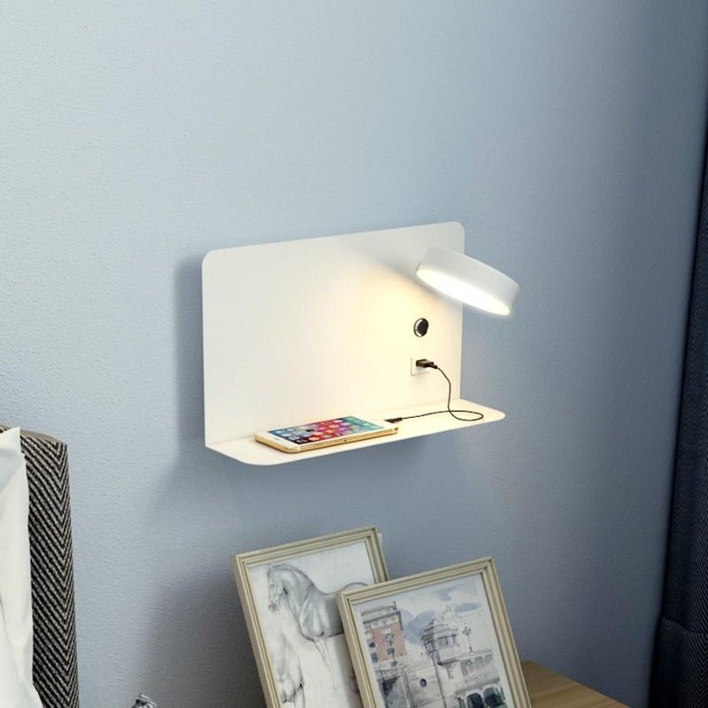 Montowana na ścianie lampa LED GlowNest — ładowanie przez USB, trzy niestandardowe kolory światła