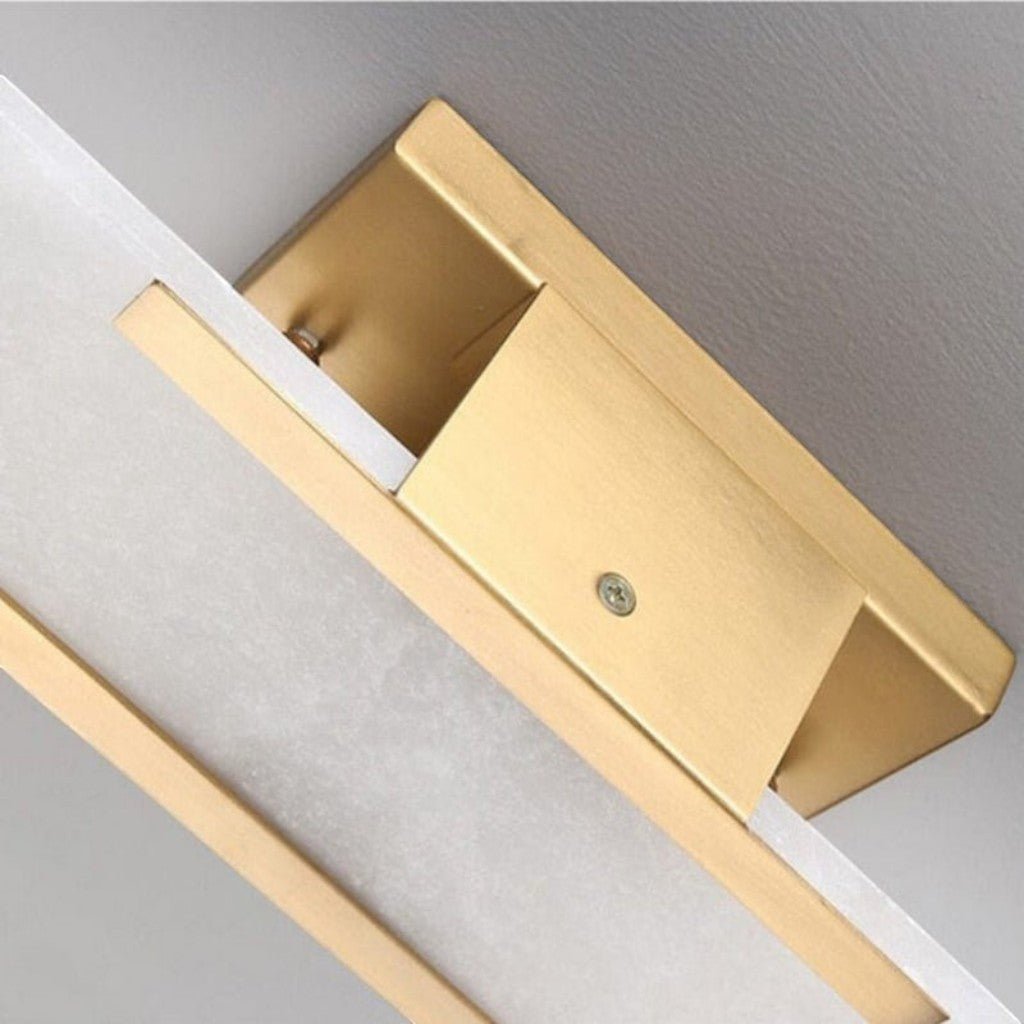 GoldArc led-wandlamp — tweekleurige afwerking in zwart en goud, eigentijds silhouet