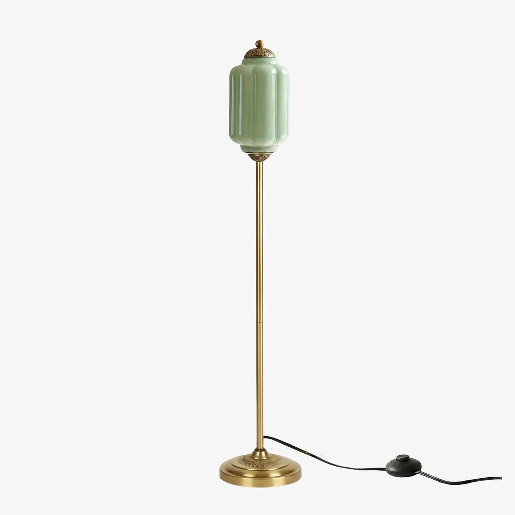 Glas-Stehlampe in Kürbisform — retro-inspirierter organischer Stil