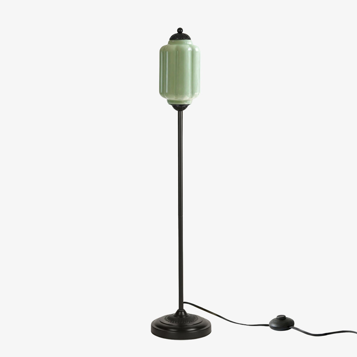 Glas-Stehlampe in Kürbisform — retro-inspirierter organischer Stil