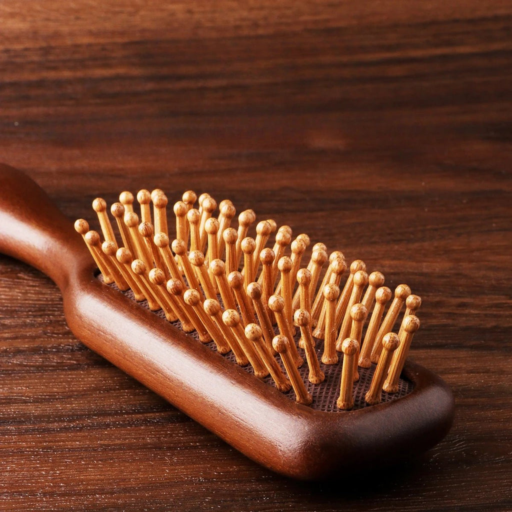 Hairzen szantálfa antisztatikus fésű — sima fa fogak
