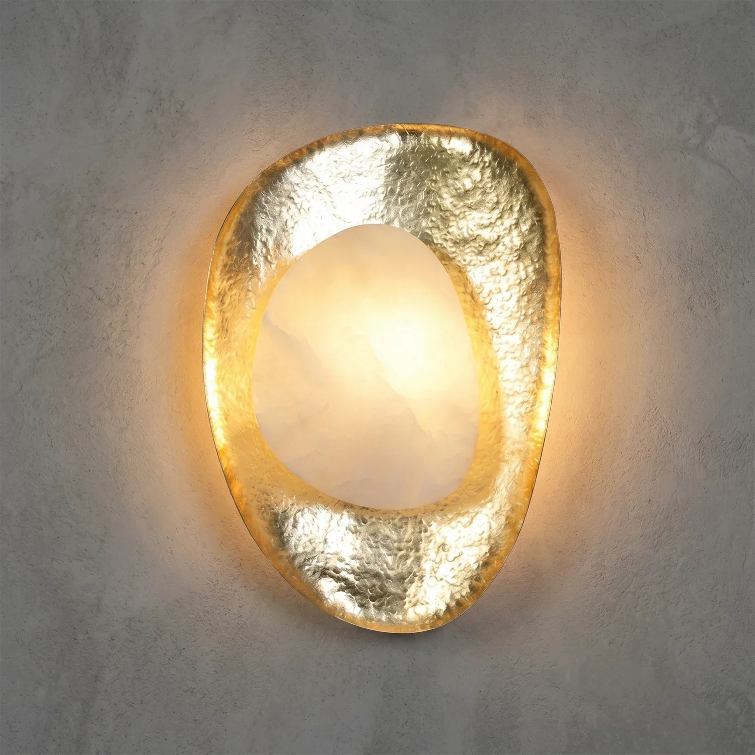 Hand-Crafted Hammered Metal Lotus Leaf Wall Sconce | wildoxy