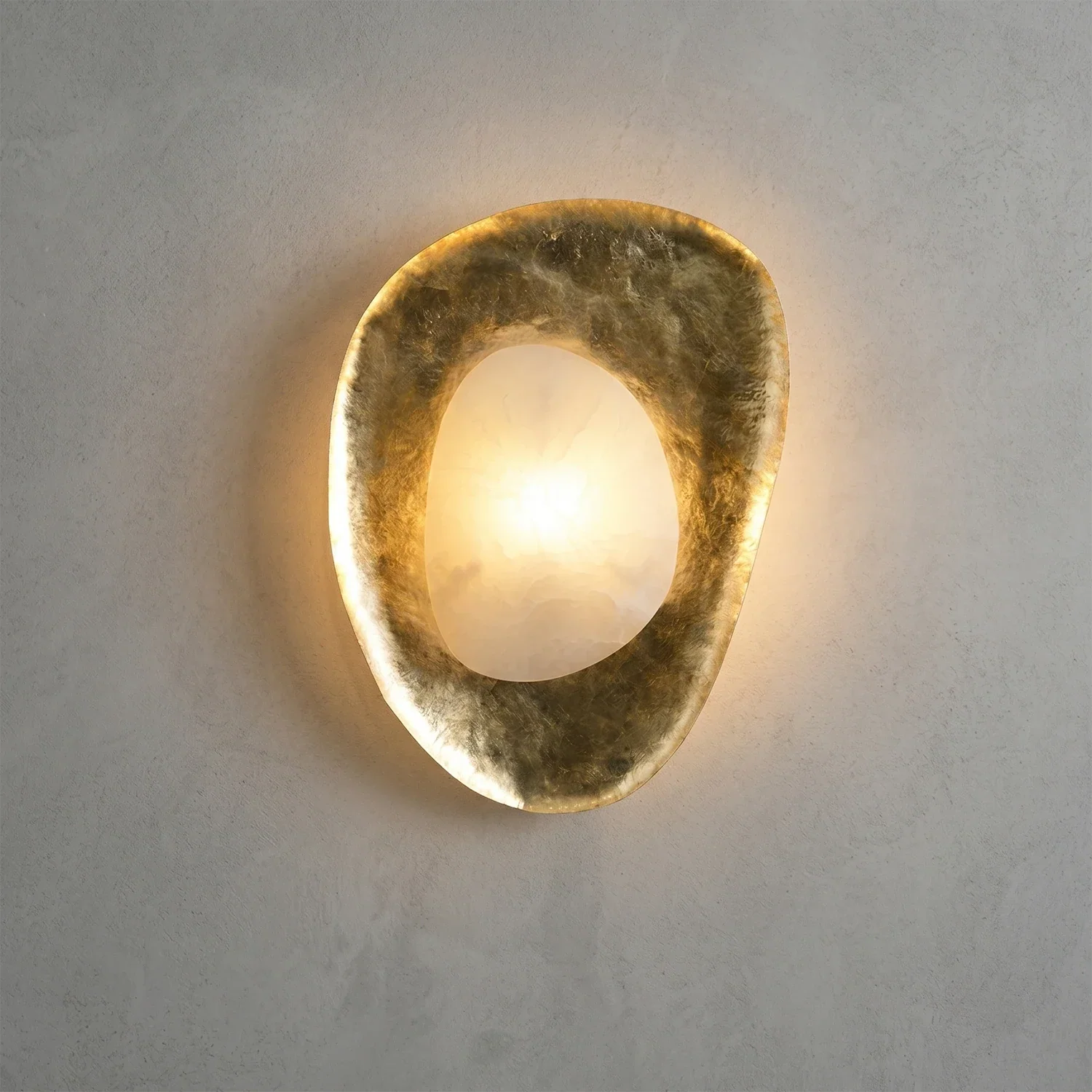 Hand-Crafted Hammered Metal Lotus Leaf Wall Sconce | wildoxy