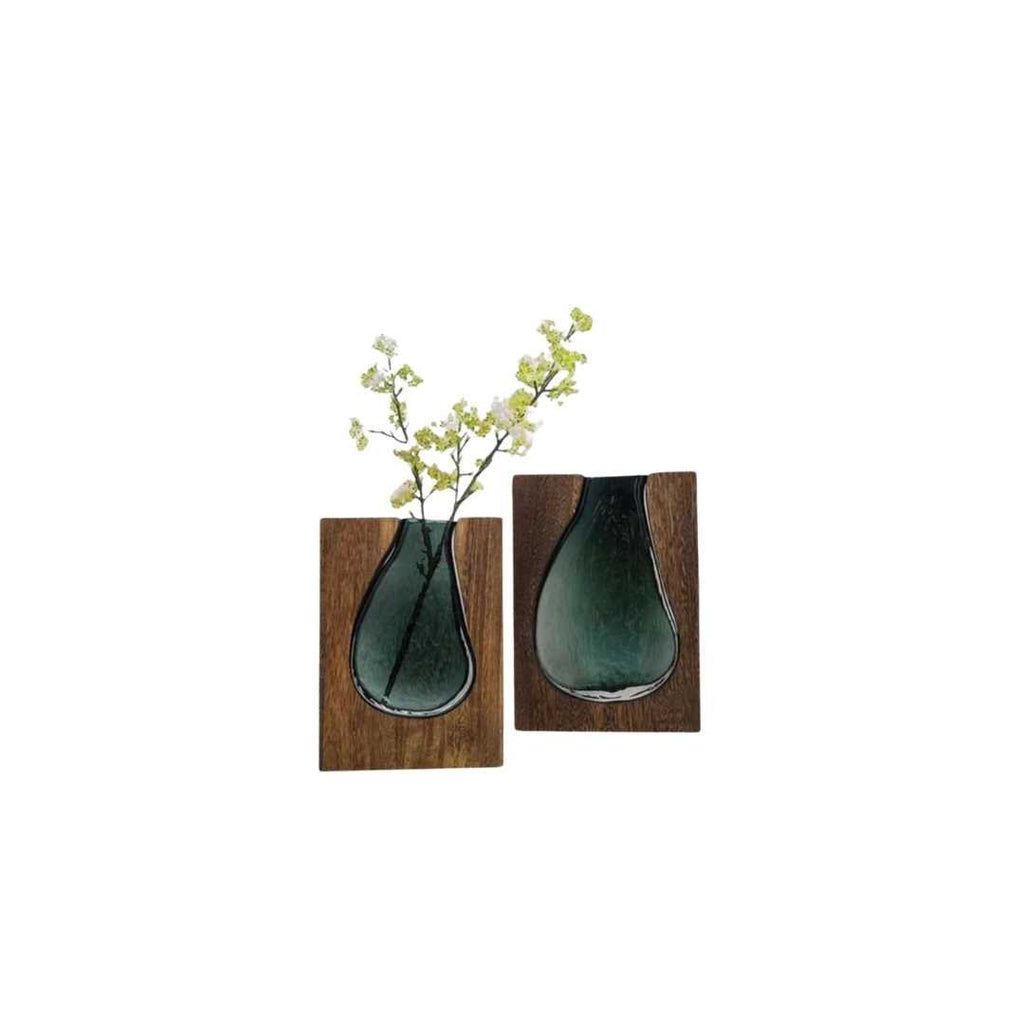 Houten bloemenvaas met glazen inzet voor verse bloemen