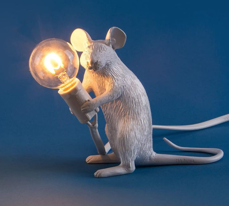 Lampă de masă în formă de șoricel — Design jucăuș, lumină ambientală caldă
