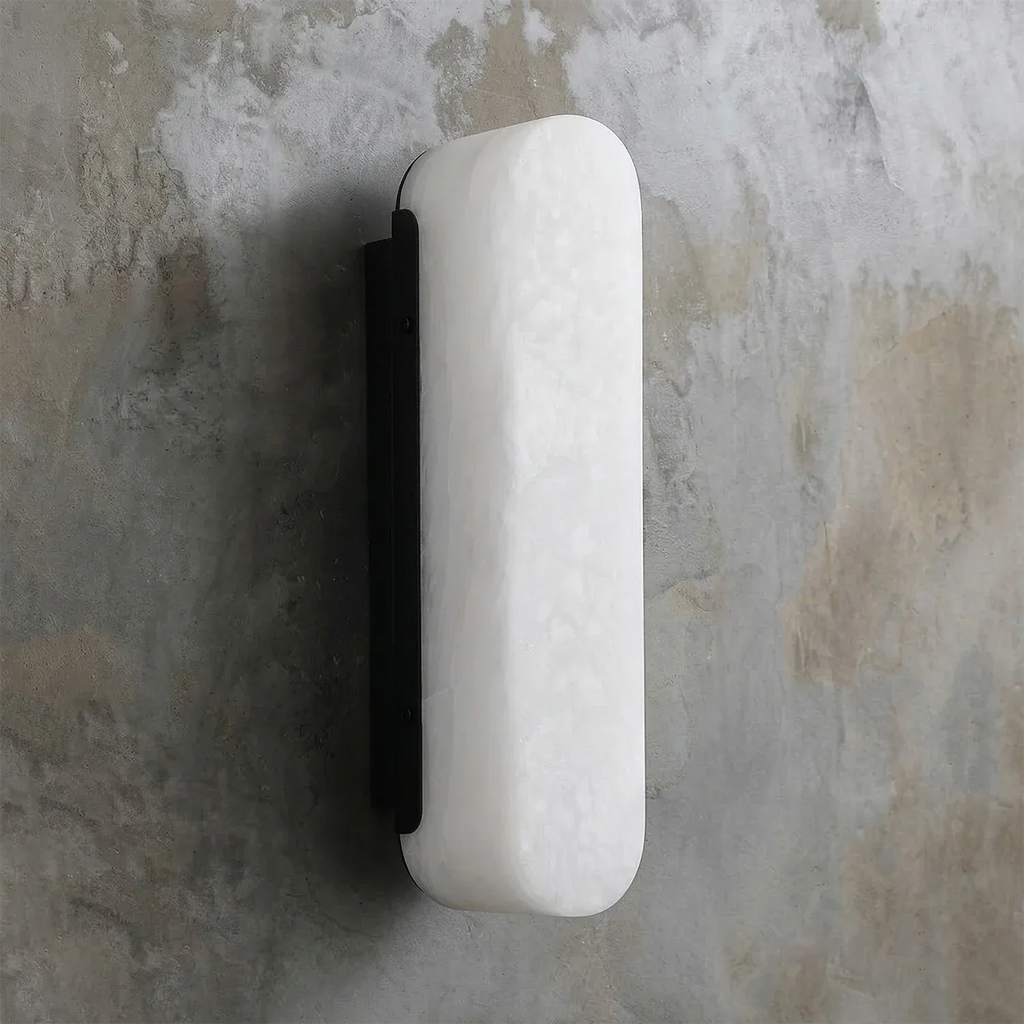 Luxury Alabaster Vertical Wall Lamp | wildoxy