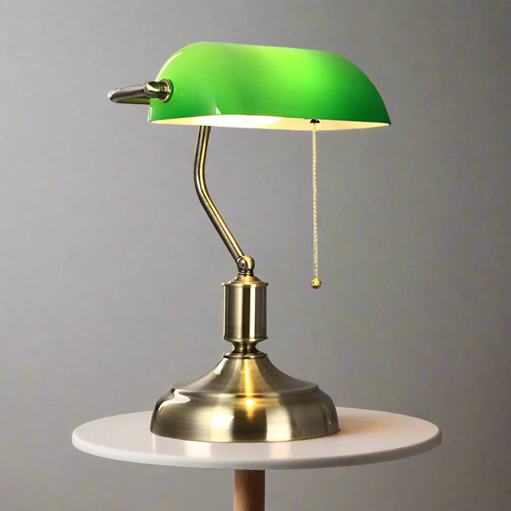Elara Lux European Style Glass Desk Lamp — Antique Charm, Focused Illumination