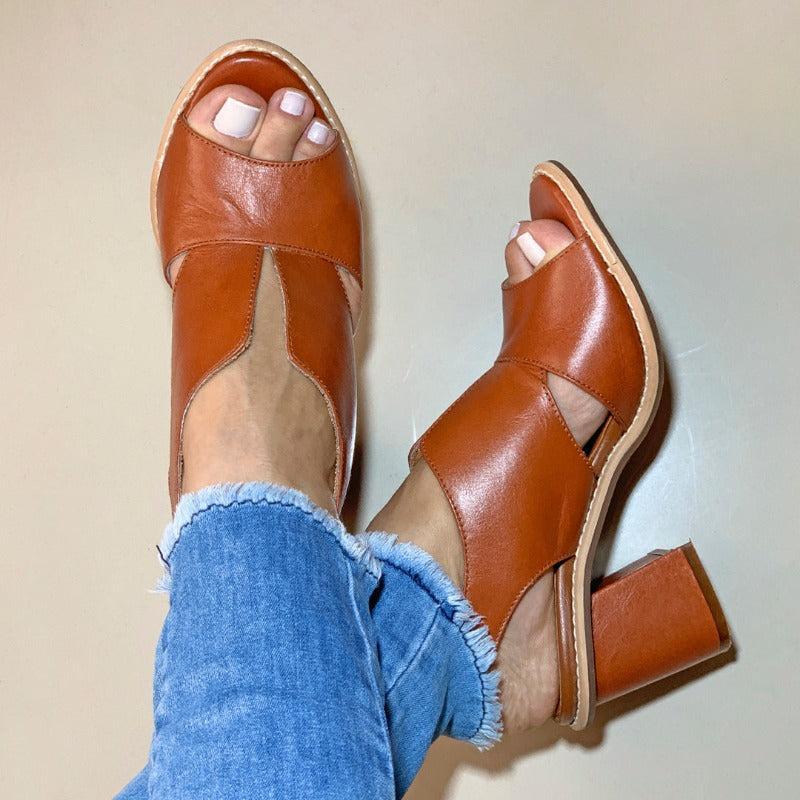 Damen-Ledersandalen mit Blockabsatz, offener Zehenpartie, Bordeauxrot