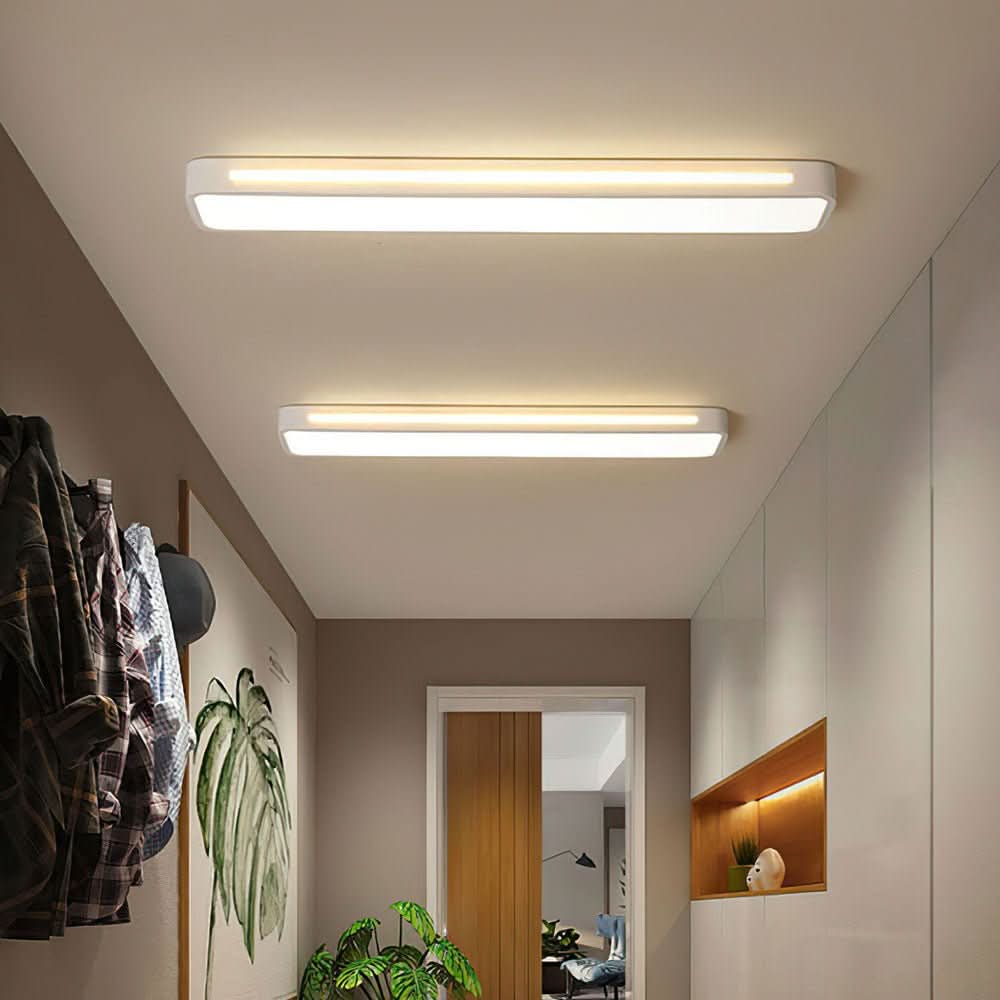 Stropní LED svítidlo HALOCRAFT v minimalistickém designu — plochý panel pro přisazenou montáž