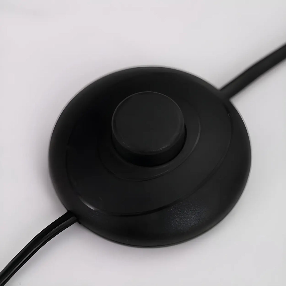 Lampadar modern cu arc — cupolă acrilică de 220 cm, structură metalică