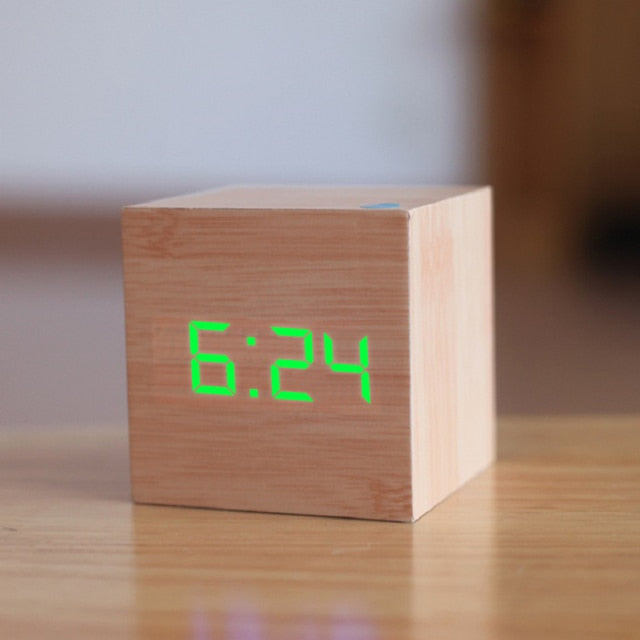 Cyfrowy budzik LED — kwadratowy design, tryb nocny