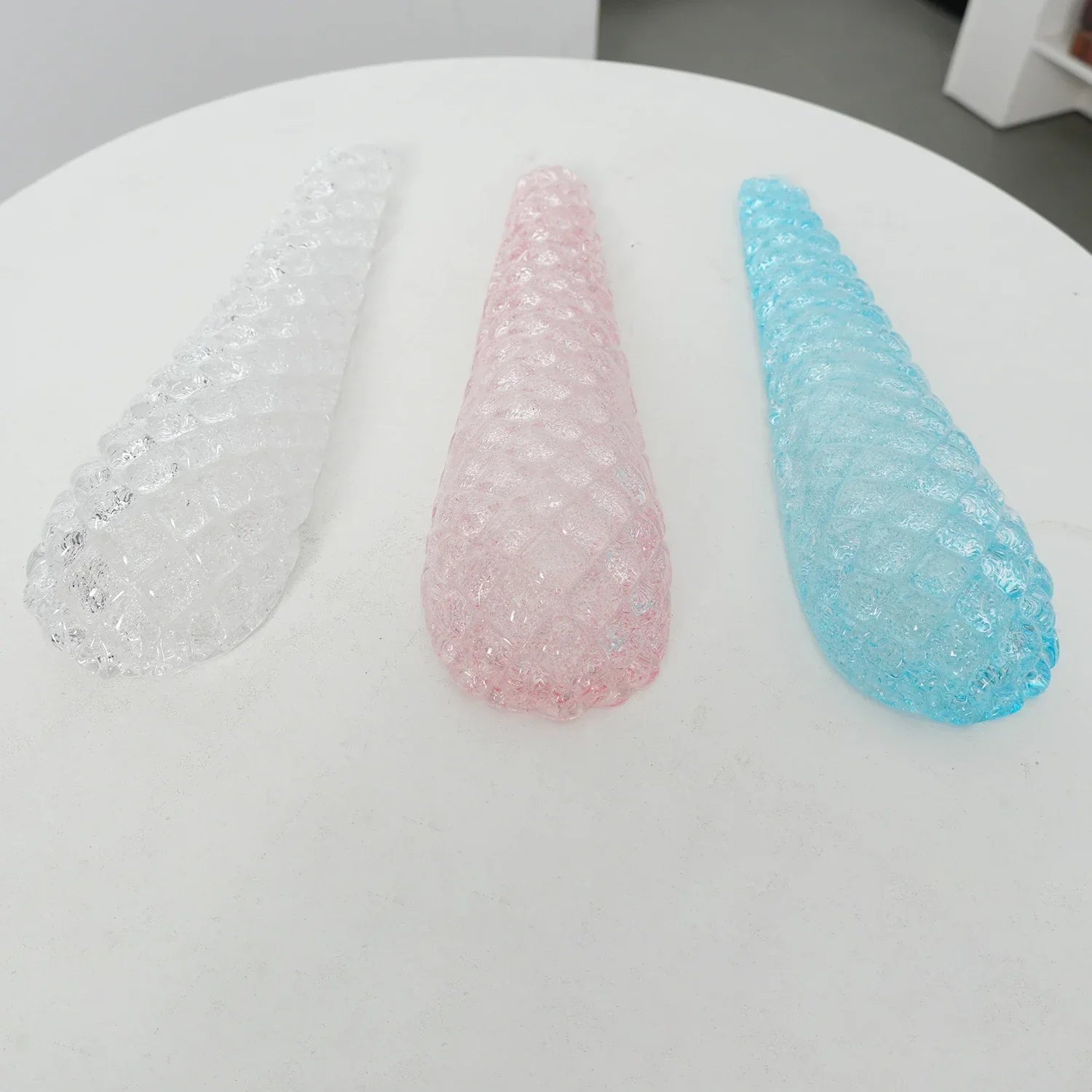 Solaine Quilted Glass Teardrop Wall Sconce | wildoxy