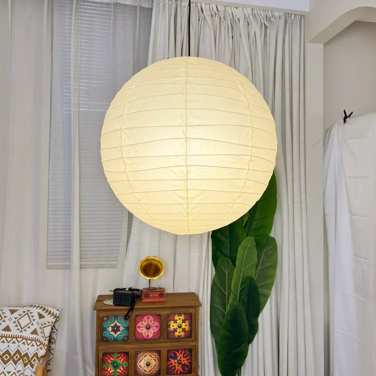 Akari Spherical D Series Pendant Light | wildoxy