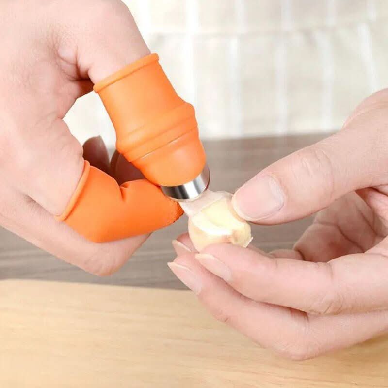 Découpeur FingerBlade en acier inoxydable avec base protectrice en silicone