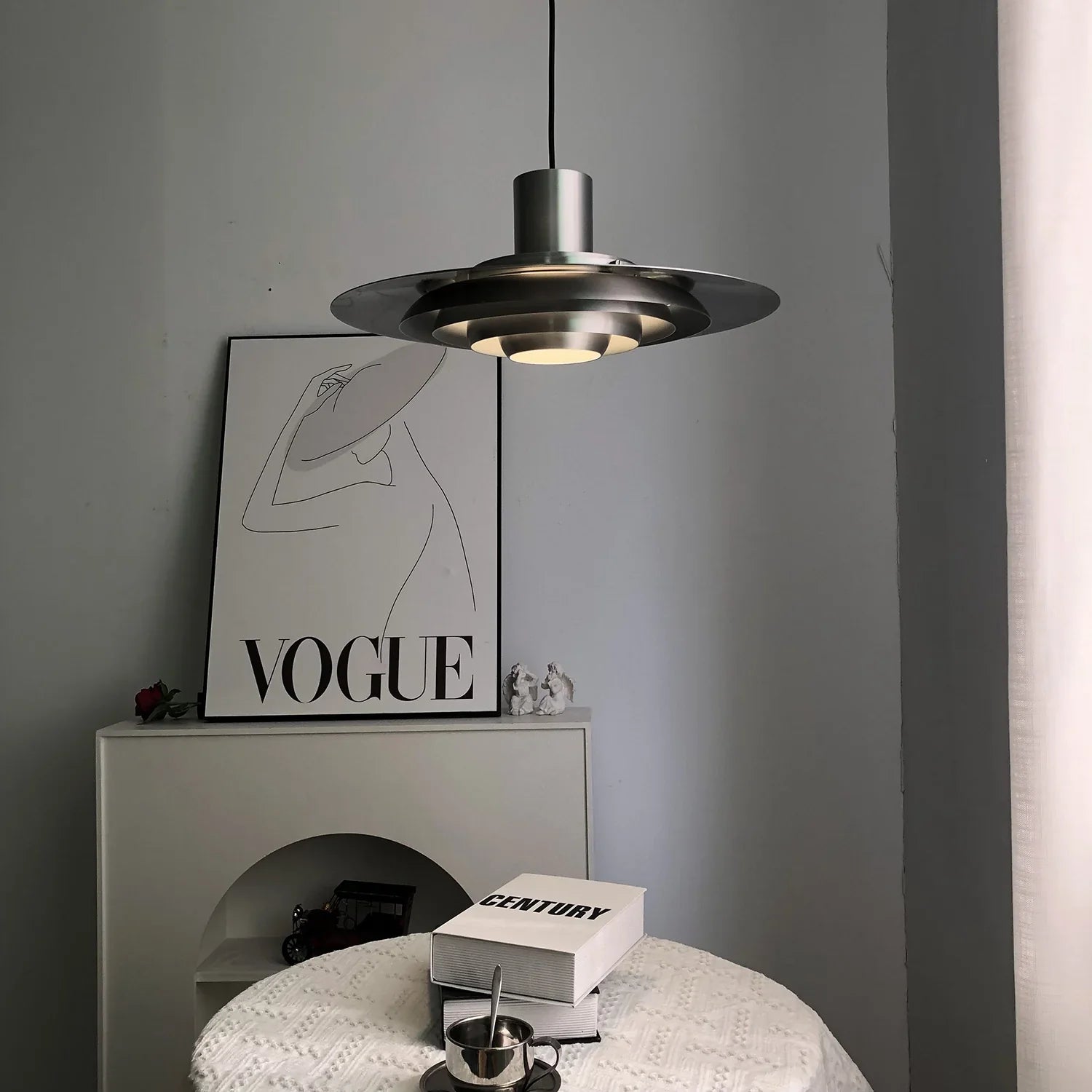 Tiered Dish-Shaped Disc Pendant Light | wildoxy