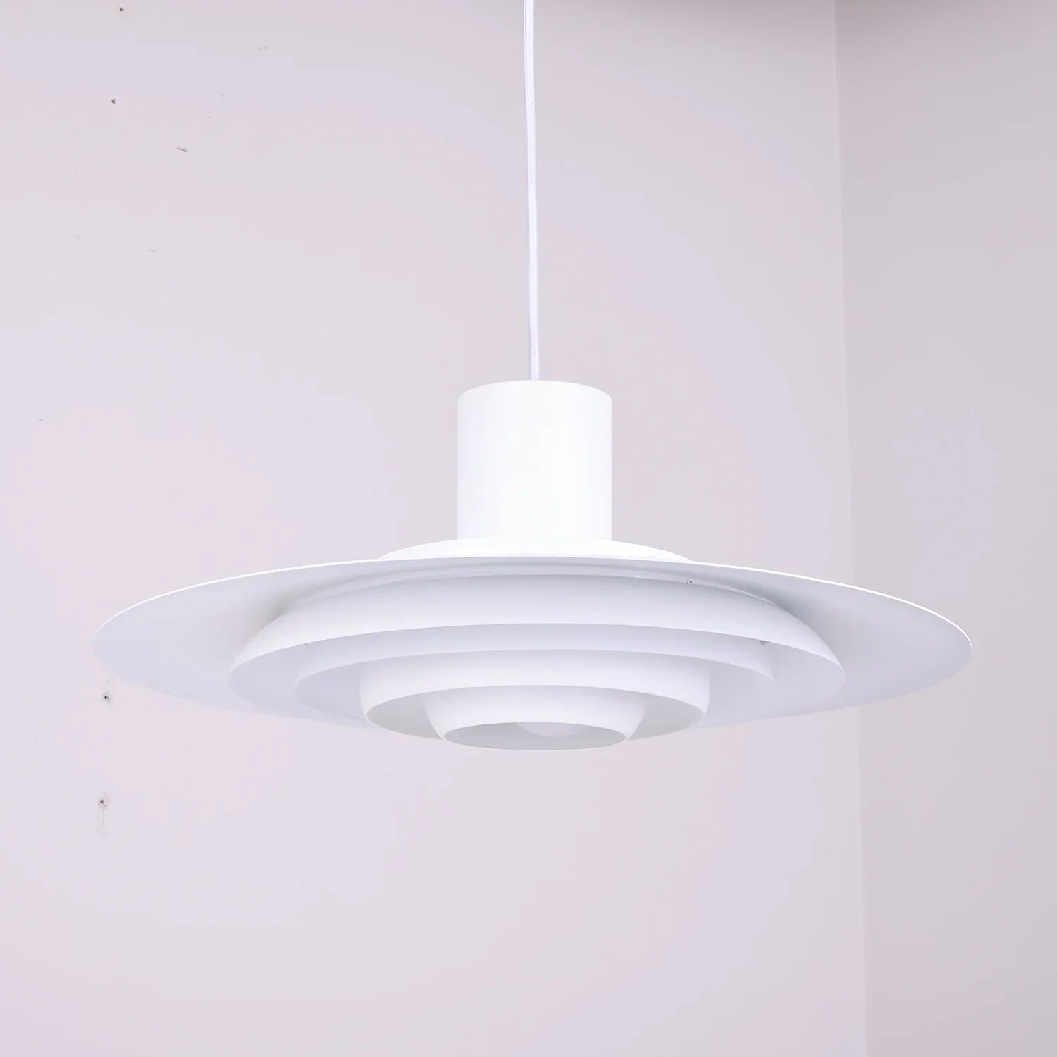 Tiered Dish-Shaped Disc Pendant Light | wildoxy
