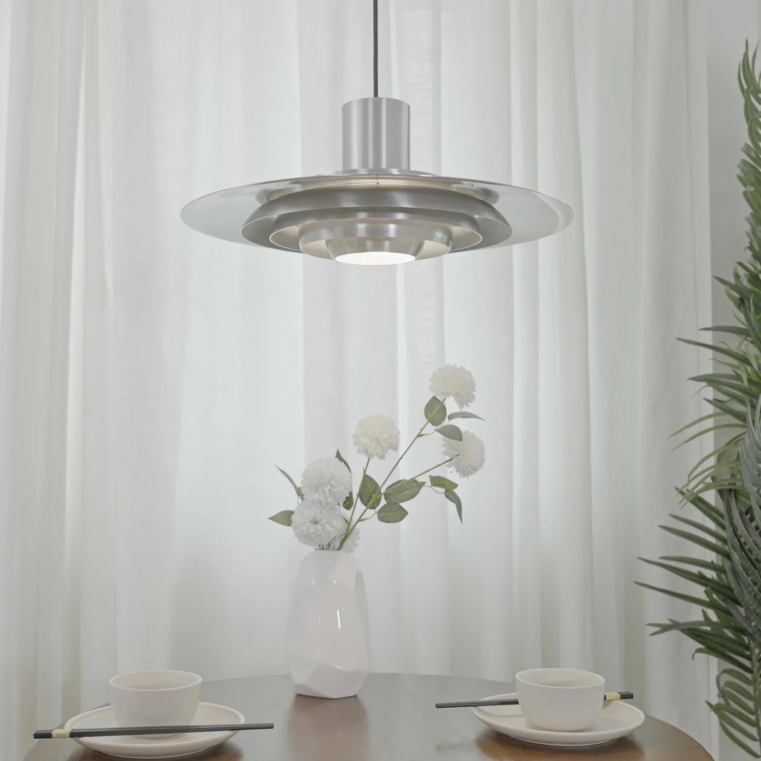 Tiered Dish-Shaped Disc Pendant Light | wildoxy
