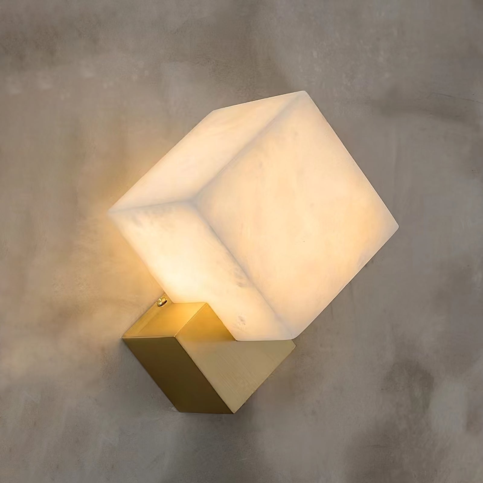 Vein Alabaster Cube Sconce | wildoxy