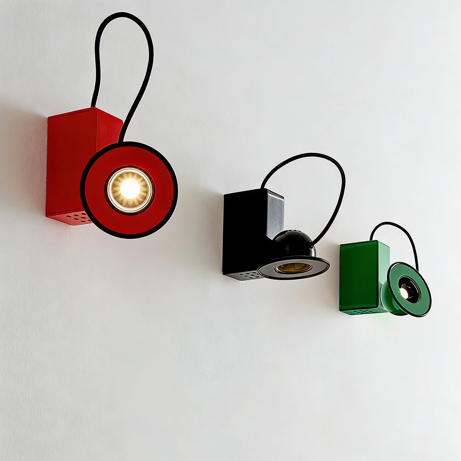 Vintage Fun Magnetic Wall Lamp | wildoxy
