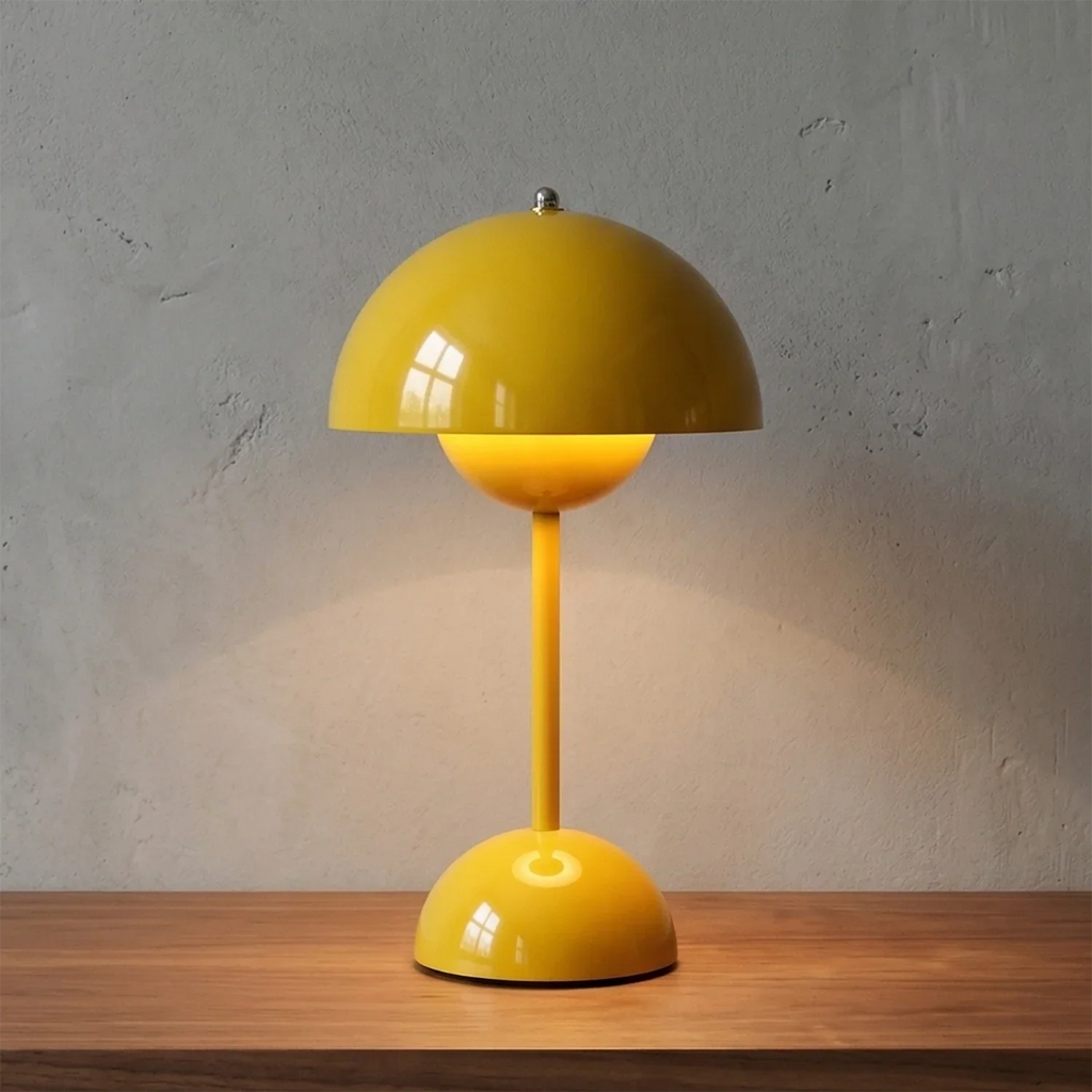 vp3 Table Lamp | wildoxy