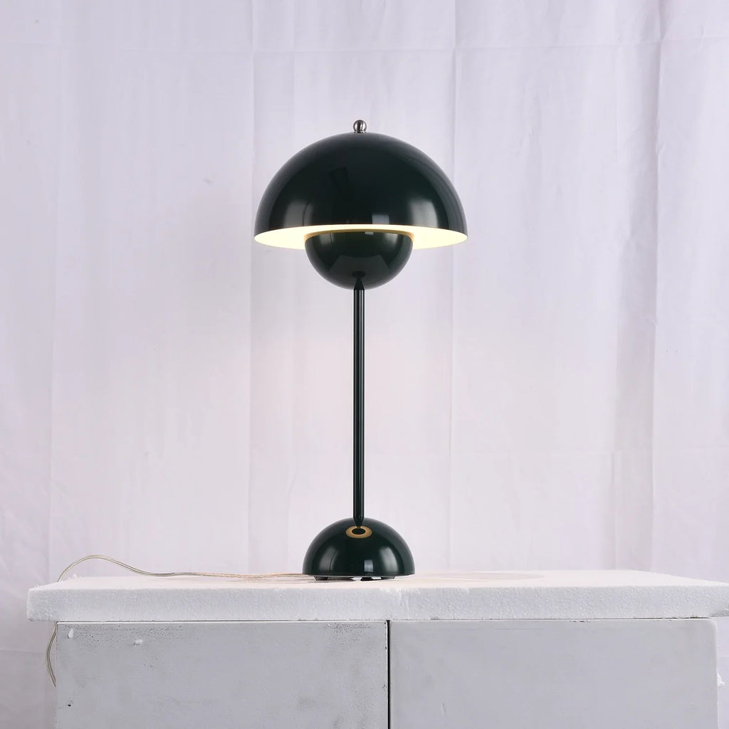 vp3 Table Lamp | wildoxy