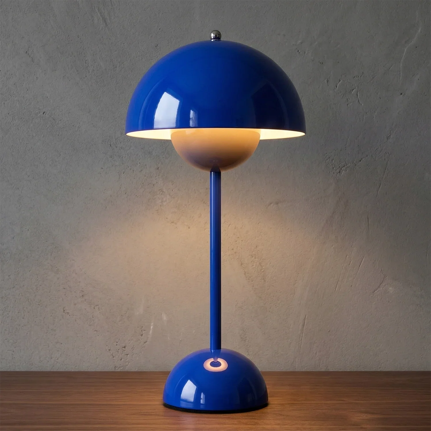 vp3 Table Lamp | wildoxy
