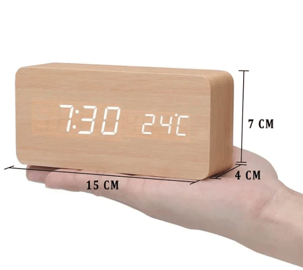 LED hodiny Ambiwood s hlasovým ovládáním — hladký dřevěný rám, jednoduchý minimalistický design
