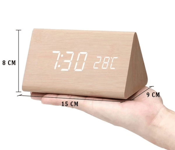 LED hodiny Ambiwood s hlasovým ovládáním — hladký dřevěný rám, jednoduchý minimalistický design